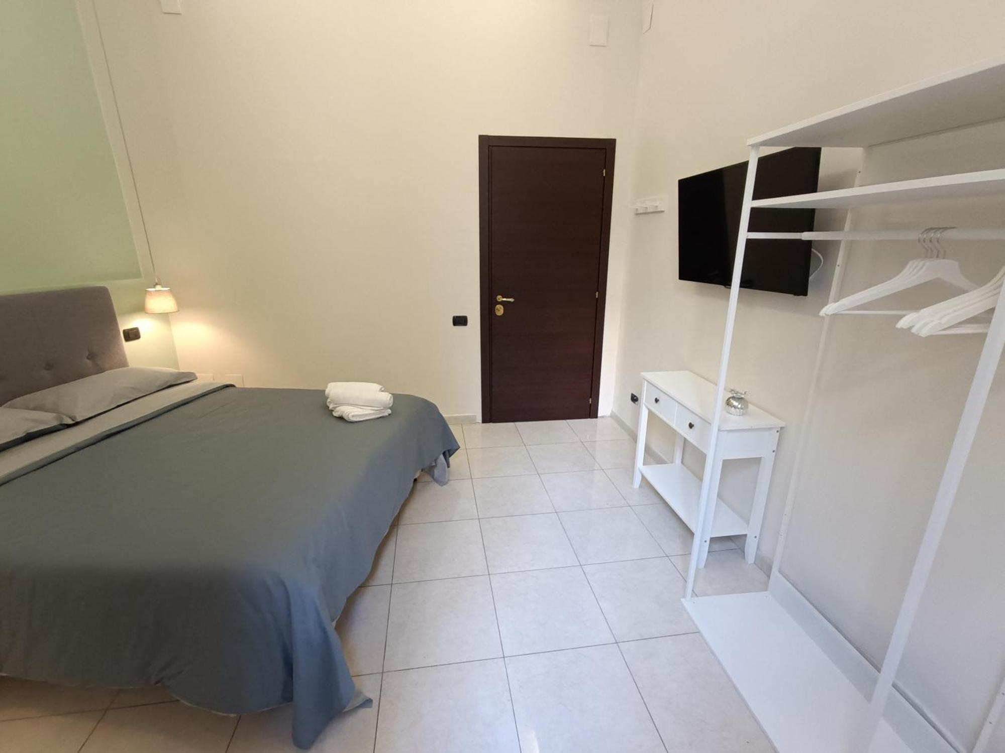 Residenza Geri - Suite And Home Napoli Centro Exterior foto